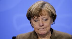 "Меркель, уходи!" - Все больше немцев хотят отставки канцлера