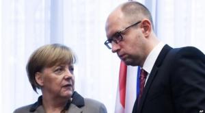 Меркель выдвинула условия Яценюку