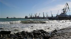 Обслуживание в крымских морских портах самое дорогое по России