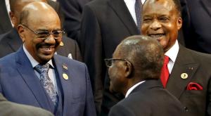Президент Судана проигнорировал запрет Гаагского суда