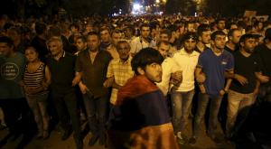 Протестующие в Ереване требуют раскрытия источника субсидирования тарифов