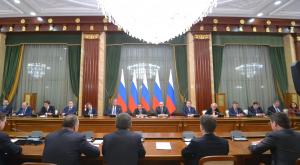 Путин призвал готовиться к затяжному периоду низких цен на нефть