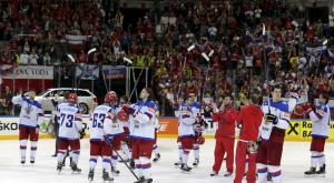 Сборная России по хоккею наказана за инцидент с гимном