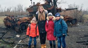 Сильнейшая девочка планеты Марьяна Наумова  организовала турнир в поддержку детей Донбасса (видео)