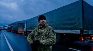СМИ: украинские дальнобойщики перекрыли трассу и требуют пропустить российские фуры