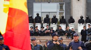 Свыше 20 тыс. человек требуют отставки проевропейской коалиции в Кишиневе