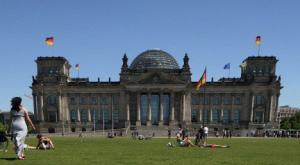 В Германии призвали Меркель пригласить Путина на саммит G7 в ФРГ