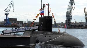 В Лондоне не понимают решения испанских властей дозаправить российскую субмарину "Новороссийск"