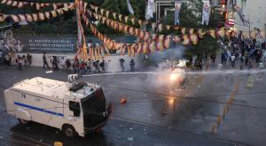 В Турции полиция разогнала антиправительственный митинг