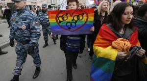 Власти Архангельска запретили проведение гей-парада в День ВДВ