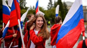 ВЦИОМ: большинство россиян положительно оценивают ситуацию в стране