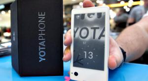 YotaPhone    